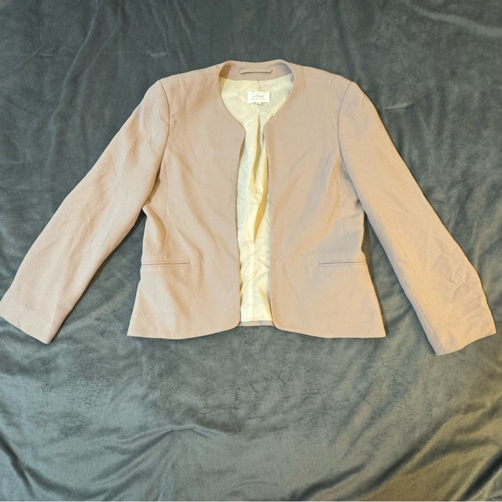 Wilfred Light Tan Blazer

#1155